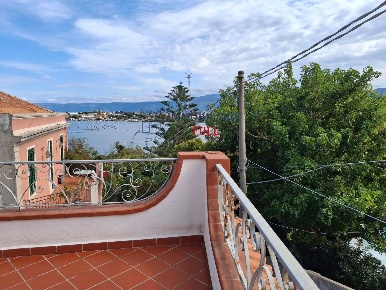 Foto Casa indipendente in VIA SALITA CIMITERO, Messina di 114 m² in vendita