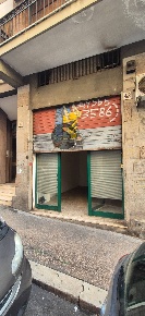 Foto Locale commerciale in VIA VACUNA 42, Roma Pietralata di 60 m²