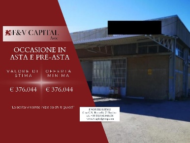 Foto Locale commerciale in Via Aurelia Frazione Regione Rissaïre, Albenga