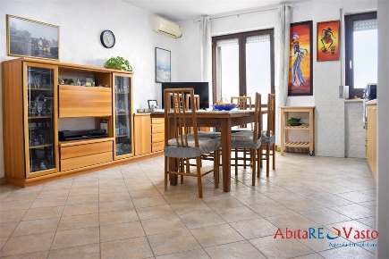 Foto Appartamento in Corso Mazzini, Vasto di 95 m² con 4 locali in affitto