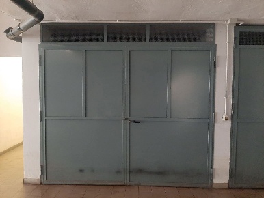 Foto Box in Via Monti 5, Moncalieri Mercato - Santa Maria di 18 m²