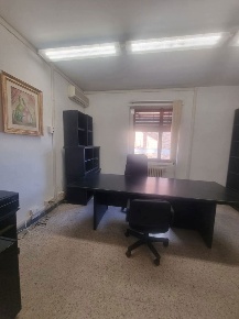 Foto Ufficio in Via GIUSEPPE DI VITTORIO 23, Aprilia Centro di 88 m²