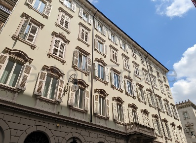 Foto Appartamento in MAZZINI, Trieste Borgo Teresiano di 107 m² in vendita