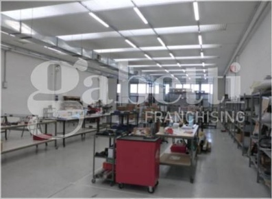 Foto Capannone industriale in Via Alessandro Volta 20, Rosate Centro