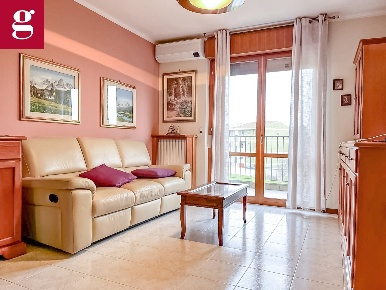 Foto Appartamento in Via Monte Grappa 61, Bareggio di 85 m² con 3 locali