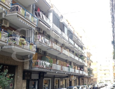 Foto Appartamento in Via Saviano 9, Arzano di 129 m² con 3 locali