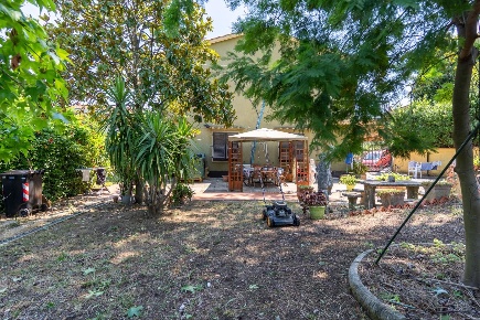 Foto Villa a schiera a Lastra a Signa Centro di 140 m² con 5 locali