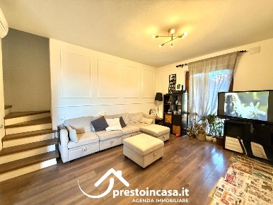 Foto Villa a schiera a Viareggio Bicchio - Varignano di 109 m² con 4 locali