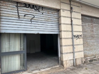 Foto Magazzino a Bari di 75 m² con 2 locali in affitto