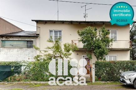 Foto Casa indipendente in via cervese 5020, Cesena di 278 m² con 7 locali