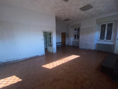 Foto Negozio a Castronno di 50 m² con 1 locali in vendita