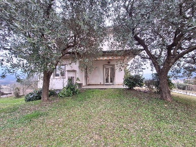 Foto Case semi ndipendenti in via San Pietro 23, Paratico di 200 m²