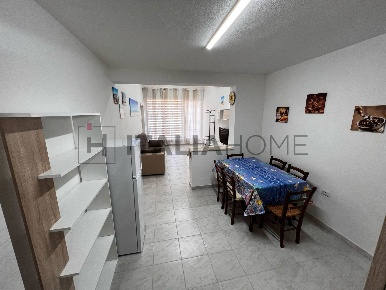 Foto Locale commerciale in via Lussu, Villasimius di 119 m² in vendita