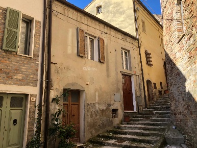 Foto Casa indipendente in Via bartolomeo de santis, Ripatransone Centro