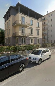 Foto Appartamento in Via Guglielmo Longo, Bergamo Corridoni di 177 m²