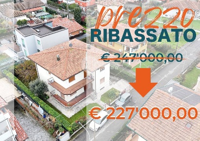 Foto Appartamento in Via Vittorio Veneto 11, Mazzano Molinetto di 198 m²