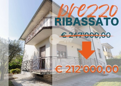 Foto Appartamento in Via Vittorio Veneto 11, Mazzano Molinetto di 198 m²