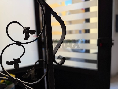 Foto Negozio in VIA SVIZZERA 45, Marano di Napoli Centro di 36 m²