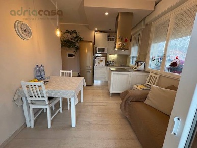 Foto Appartamento in Viale Finale Ligure, Riccione Parco di 60 m²