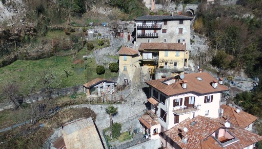 Foto Casa indipendente in L Vaccami, Tremezzina Ossuccio di 188 m²