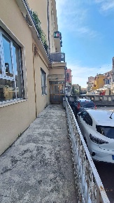 Foto Magazzino in Via Angelo Maj, Bergamo Stazione di 65 m² con 2 locali