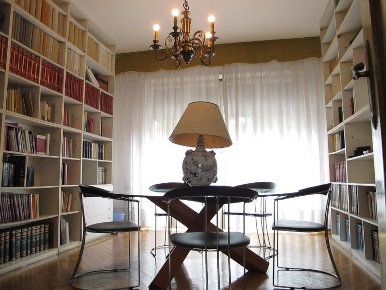 Foto Ufficio in Viale Cavour, Ferrara Centro Storico di 16 m² con 6 locali