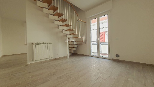 Foto Appartamento in via della repubblica, Alba Adriatica Centro di 95 m²