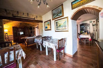 Foto Hotel in via castello 55, Cupra Marittima di 240 m² con 7 locali