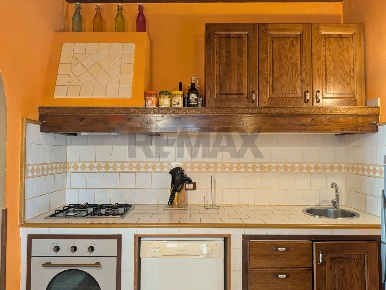 Foto Case semi ndipendenti in via moneta 30, Carrara di 70 m² con 5 locali