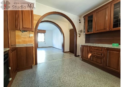 Foto Appartamento in Via San Dona', Venezia Carpenedo - Bissuola di 112 m²