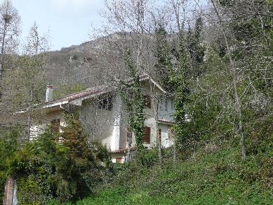 Foto Villa unifamiliare in FORCA DI VALLE, Isola del Gran Sasso d'Italia
