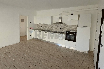 Foto Appartamento in via ratti, Bizzarone di 77 m² con 3 locali in affitto