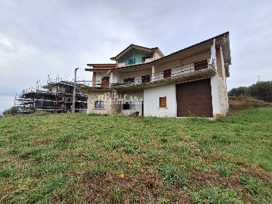 Foto Villa unifamiliare in via pianagallo snc, Colonnella di 280 m²
