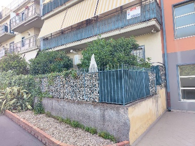 Foto Appartamento in VIA ETNA 32, Camporotondo Etneo Centro di 120 m²