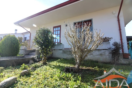 Foto Villa a schiera in VIA GUIDO RENI 14, Argenta Centro di 182 m²