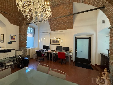 Foto Loft in Via Torquato Tasso, Bergamo Centro di 68 m² con 1 locali