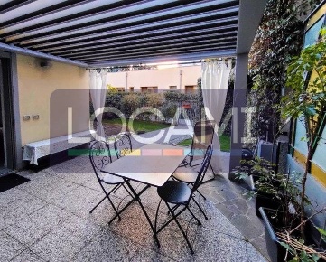 Foto Loft in Via Hermada 3, Milano Niguarda di 70 m² con 3 locali