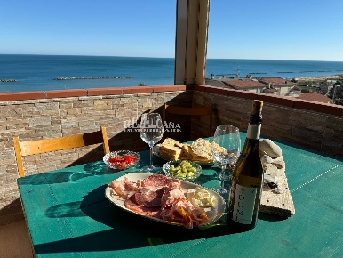 Foto Appartamento in CONTRADA MONTECANTINO 80, Massignano di 55 m²