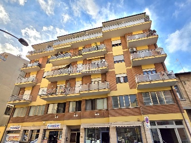 Foto Appartamento in via Crispi 35, San Benedetto del Tronto Centro