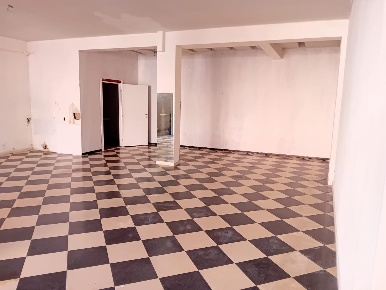 Foto Locale commerciale a Ispica Centro di 90 m² con 1 locali in vendita