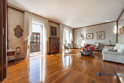 Foto Appartamento in Via Celio 2, Milano San Siro di 175 m² con 5 locali