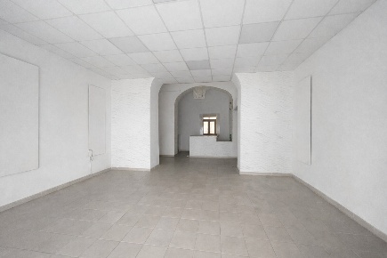 Foto Negozio in San Giovanni a Teduccio, Portici San Giovanni a Teduccio