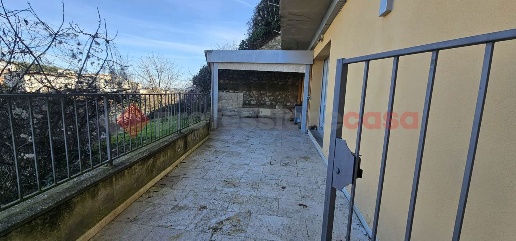 Foto Appartamento in Via Baldassarre Peruzzi 55, Siena Fuori Porta Pispini
