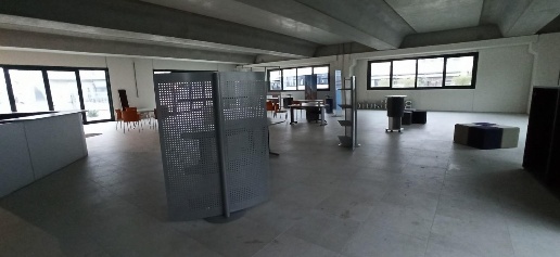 Foto Laboratorio a Lucca San Filippo di 300 m² con 1 locali in affitto