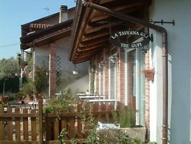 Foto Ristorante a San Maurizio Canavese Malanghero di 310 m² con 6 locali