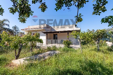 Foto Casa indipendente in Via Alicudi 20, Scicli Cava D'aliga di 150 m²