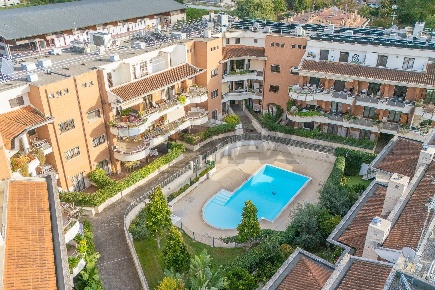 Foto Appartamento in Via Giacomo Brogi 50, Roma Rinnovamento di 98 m²