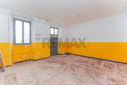 Foto Appartamento in VIA VIGNOLA 5, Somma Lombardo Centro di 73 m²