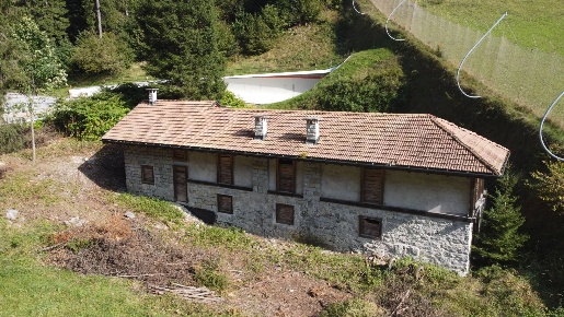 Foto Chalet in Via Ronch 100, Pinzolo di 260 m² con 8 locali in vendita