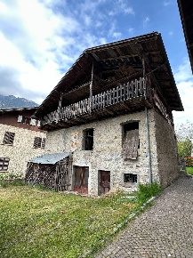 Foto Casa indipendente in Via cesare battisti 18, Bocenago di 250 m²